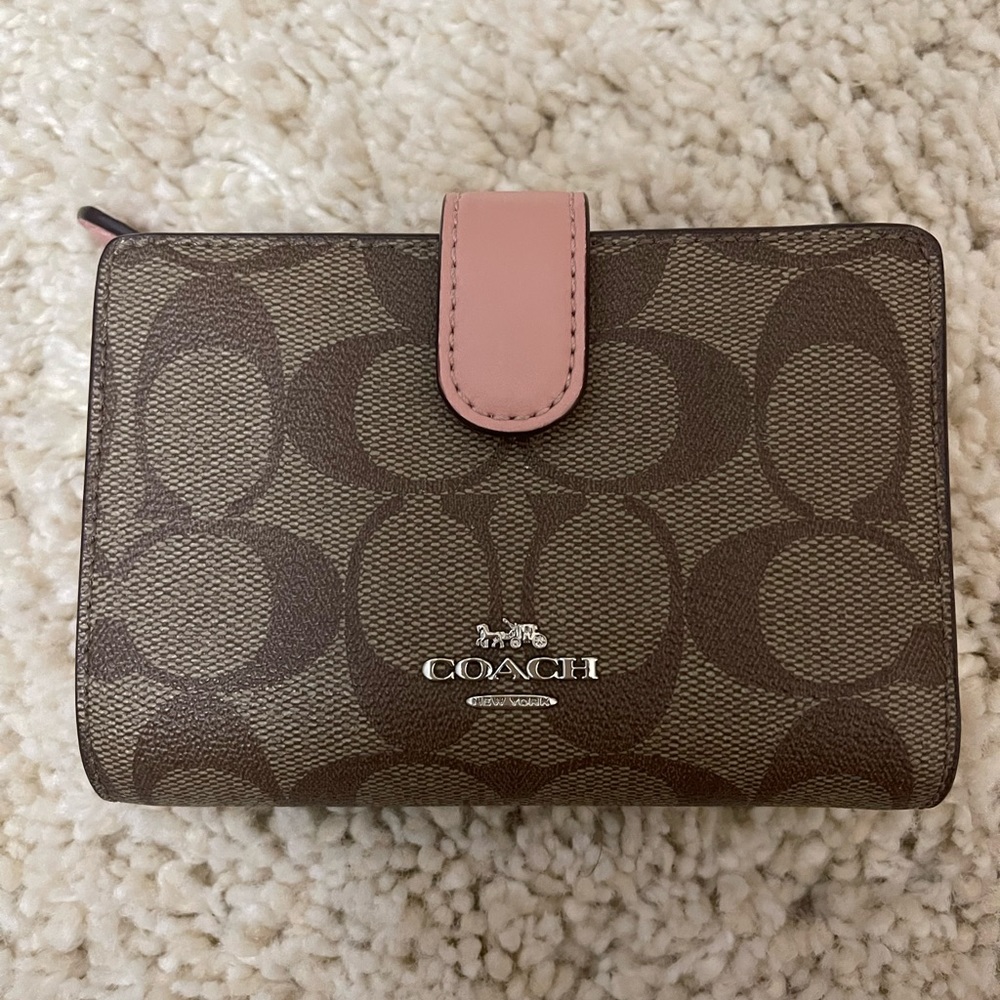 Coach Medium Corner Zip Wallet Signature Canvas Pink Interior